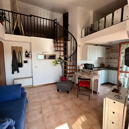 Apartment Mansardina A Pochi Passi Da Roma *