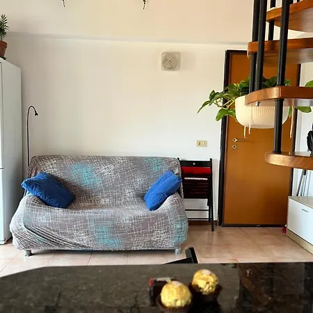 Mansardina A Pochi Passi Da Roma * Morlupo