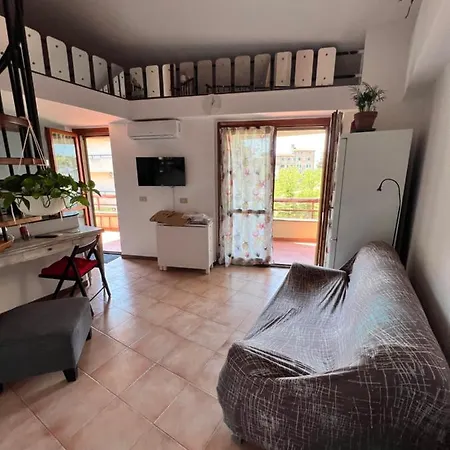 Apartment Mansardina A Pochi Passi Da Roma Morlupo