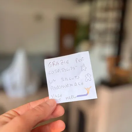 Mansardina A Pochi Passi Da Roma Apartment *